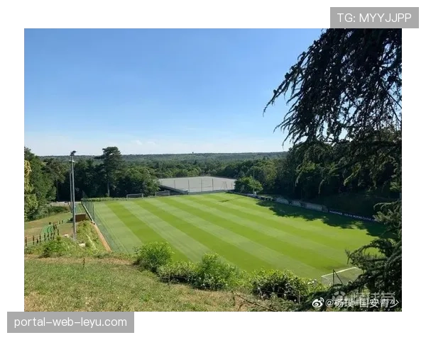 克莱枫丹基地更新训练设施，专设模块用于提升青年球员攻防转换决策